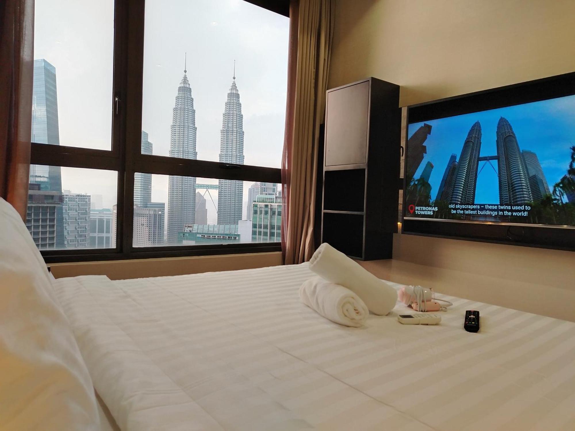 8 Kia Peng Suites Klcc By Luna 吉隆坡 外观 照片