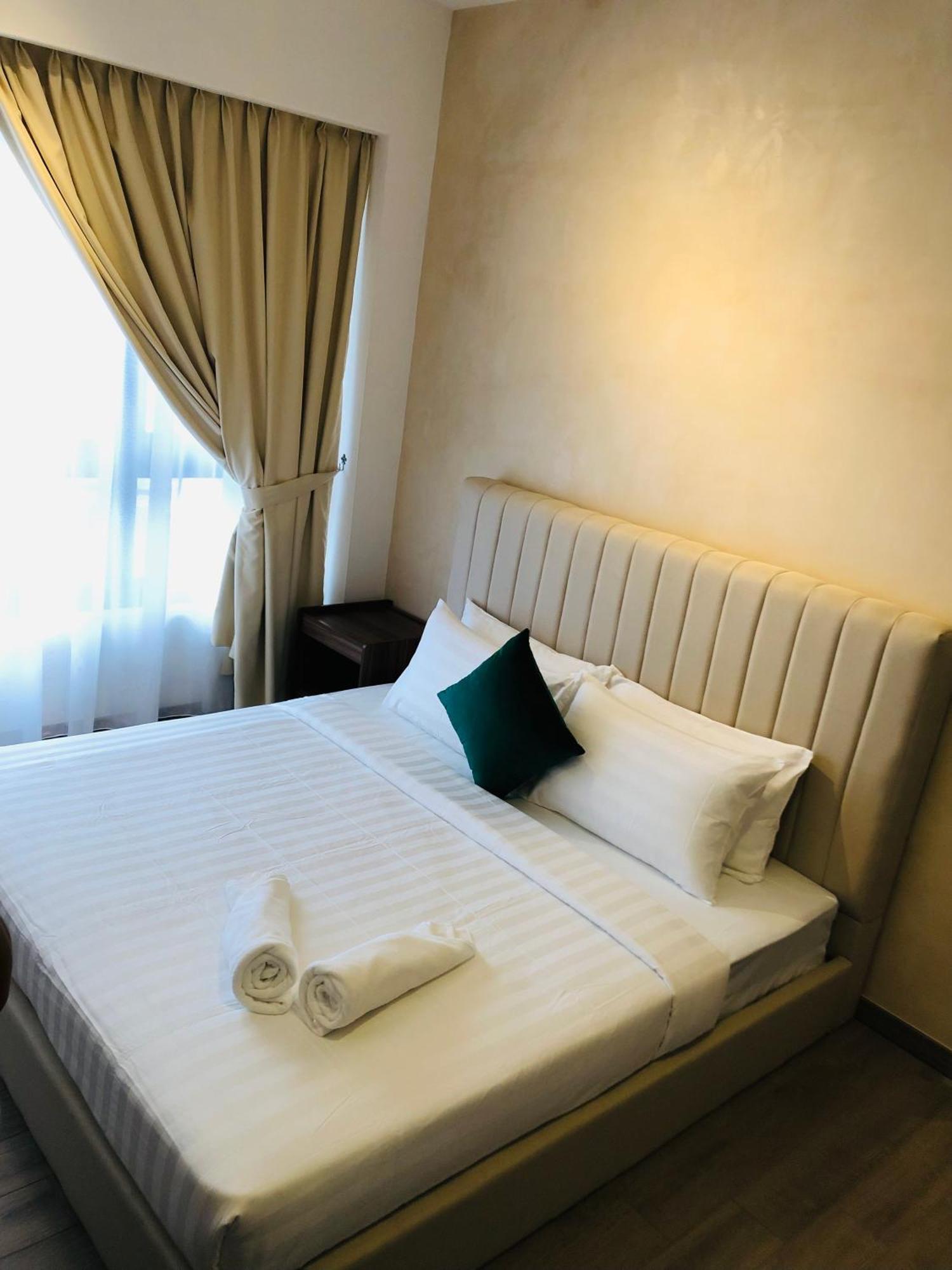 8 Kia Peng Suites Klcc By Luna 吉隆坡 外观 照片